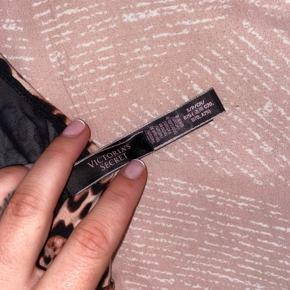 ᴠɪᴄᴛᴏʀɪᴀ ꜱᴇᴄᴇʀᴛ ꜱᴘᴏʀᴛꜱ ʙʀᴀ - Picture 5 of 5